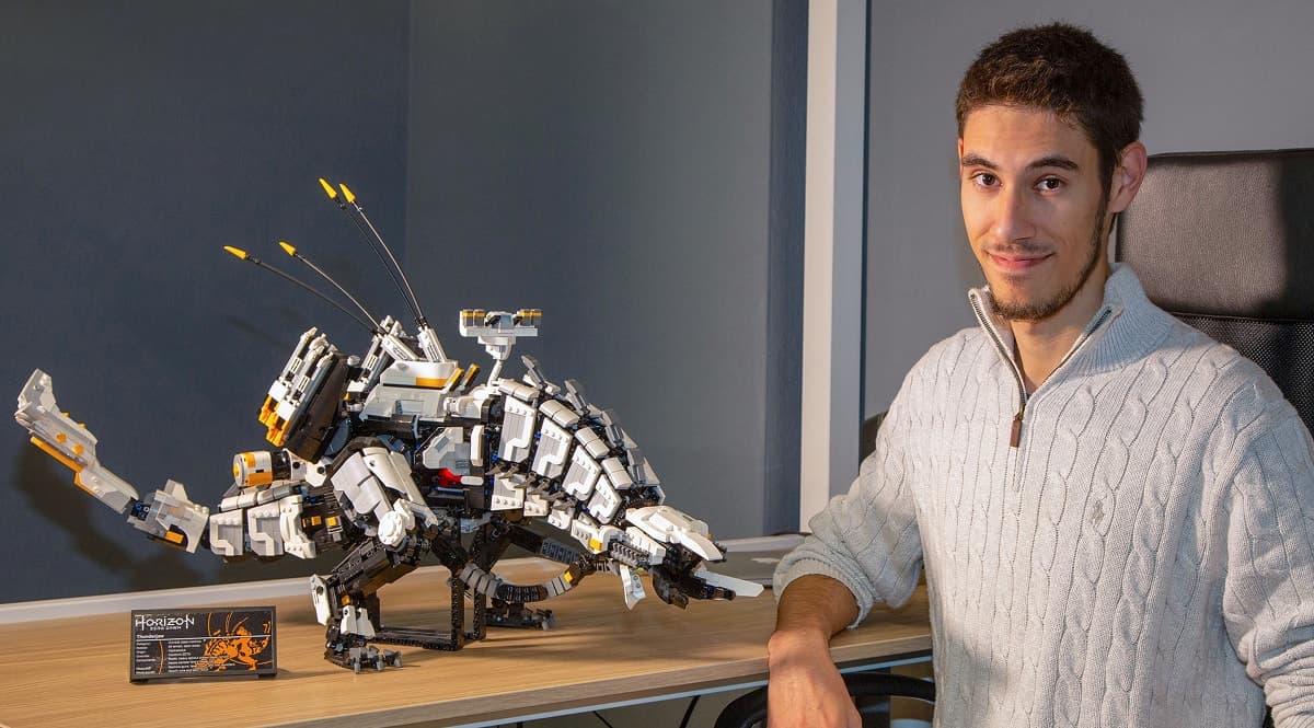 SerialBuilder, MOC Designer
